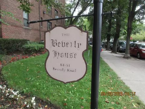 84-51 Beverly Rd #2-S, New York, NY 11415