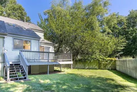 1001 Hunters Run, Greenburgh, NY 10522