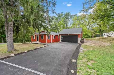 100 Booth Blvd E, Wappingers Falls, NY 12590