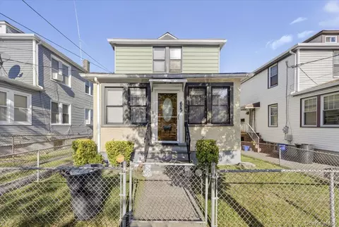 629 S 7th Ave, Mount Vernon, NY 10550