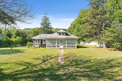 540 Abrahams Path, Amagansett, NY 11930