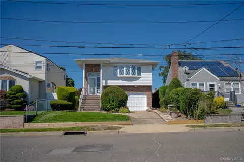 1109 Jefferson Pl, Baldwin, NY 11510