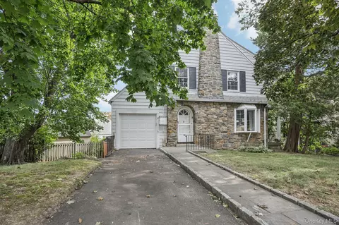 50 Emmett Pl, Yonkers, NY 10703
