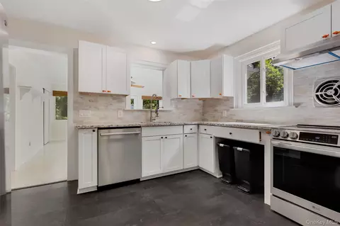 23 Prospect Pl, Ramapo, NY 10901