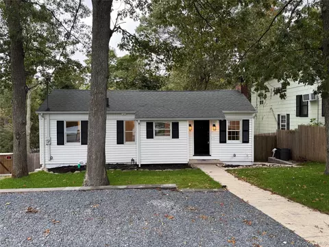 56 Poseidon Rd, Rocky Point, NY 11778