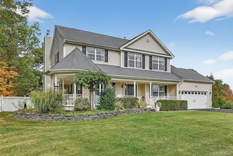 11 Pacer Ct, Goshen, NY 10924