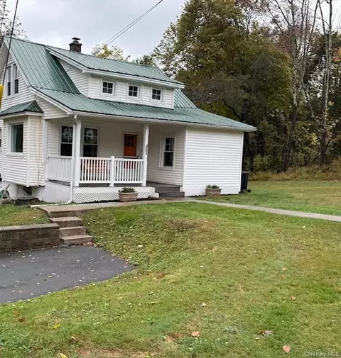 38 Winslow Pl, Liberty, NY 12754