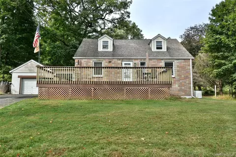 81 Jay St # A, Stony Point, NY 10980