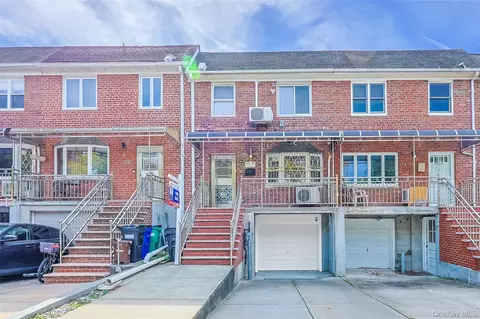 14456 Melbourne Ave, Flushing, NY 11367