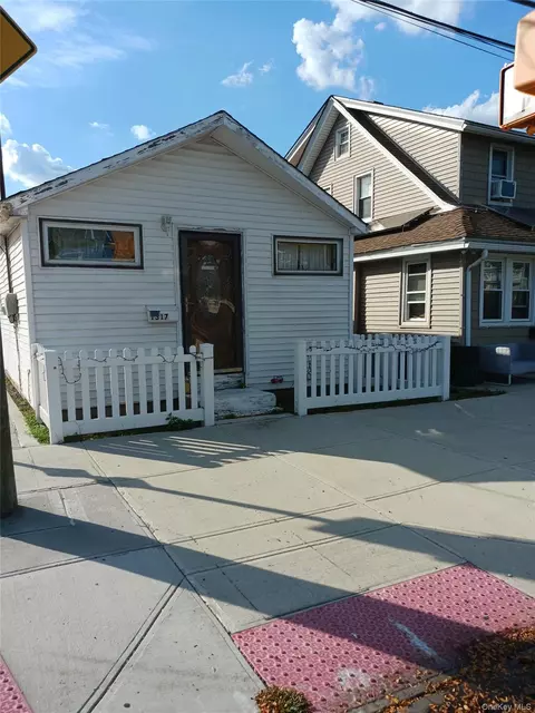 1317 Cross Bay Blvd, Far Rockaway, NY 11693