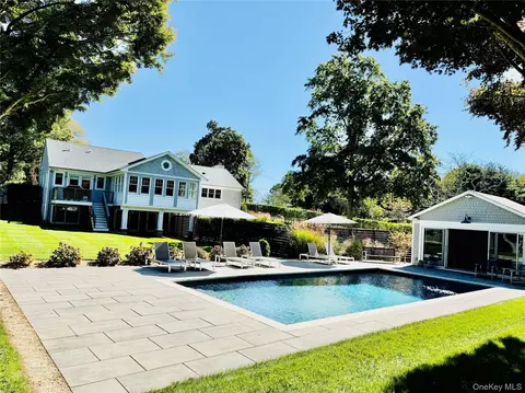 509 N Main St, Southampton, NY 11968