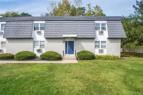 8 White Gate Rd # K, Wappinger, NY 12590