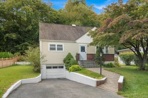 101 Allan St, Cortlandt, NY 10567