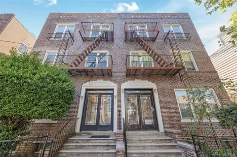 1872 W 9th St, Brooklyn, NY 11223