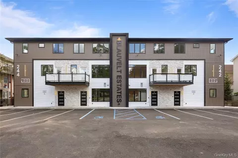 244 Blauvelt Rd #101, Ramapo, NY 10952
