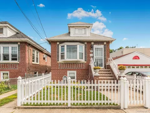 410 Revere Ave, New York, NY 10465