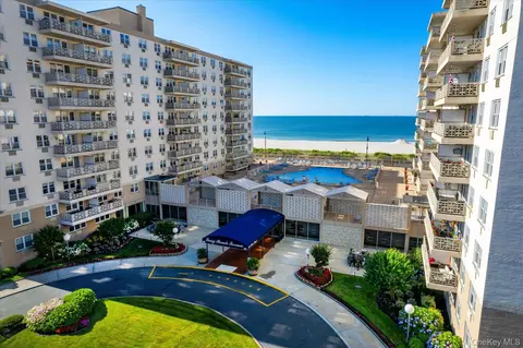 430 Shore Rd #5C, Long Beach, NY 11561
