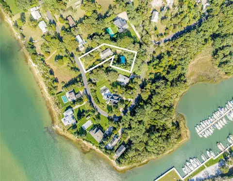 41 Squaw Rd, East Hampton, NY 11937