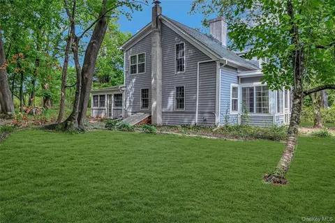 3680 Main Bayview Rd, Southold, NY 11971