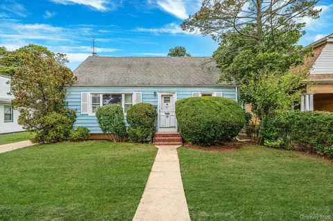 89 E Clinton Ave, Roosevelt, NY 11575