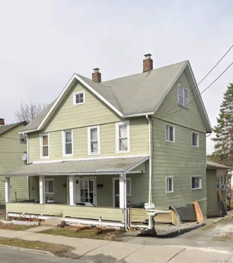 36 Lake Ave, Middletown, NY 10940