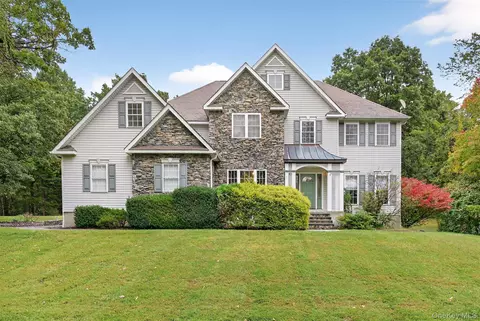 189 Reilly Rd, Beekman, NY 12540