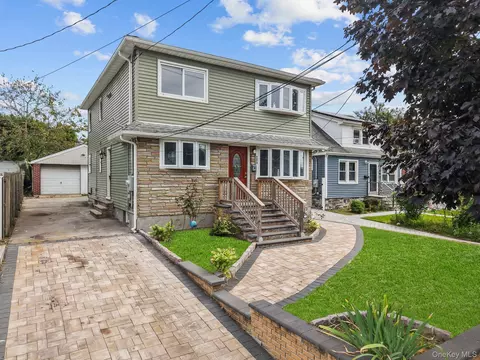 289 Keller Ave, Elmont, NY 11003