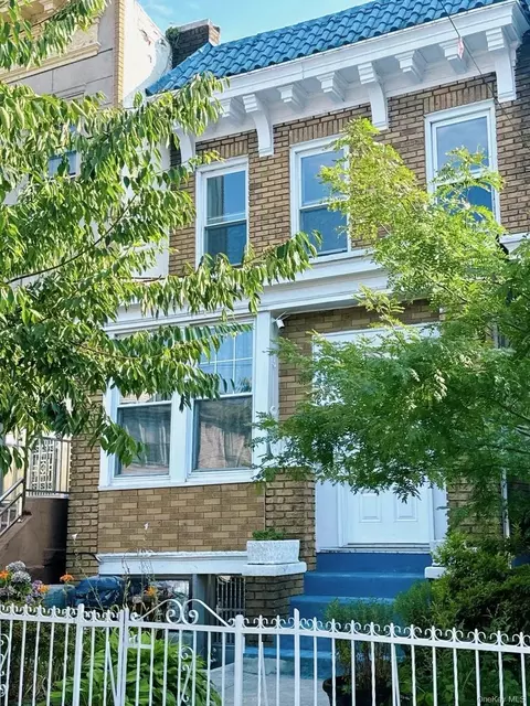 852 71 St, Brooklyn, NY 11228
