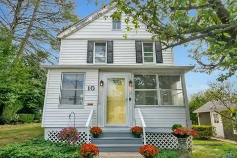 10 N Goodwin Ave, Greenburgh, NY 10523