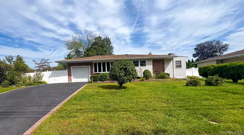 333 Moriches Rd, Saint James, NY 11780