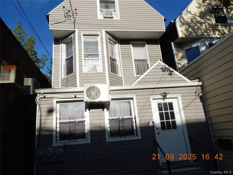 457 S 5th Ave, Mount Vernon, NY 10550