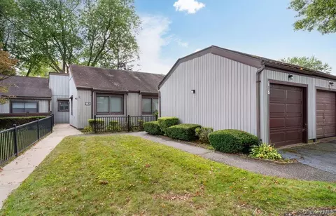 182 Strathmore Gate Dr, Stony Brook, NY 11790