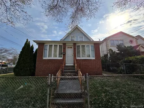 229 Rushmore Ave, North Hempstead, NY 11514