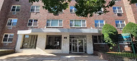 89-00 170 St #11N, Jamaica, NY 11432