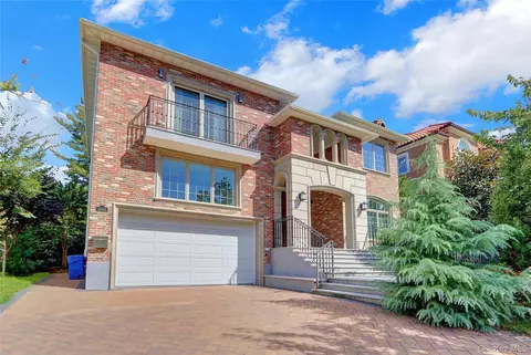 50-43 Morenci Ln, New York, NY 11362