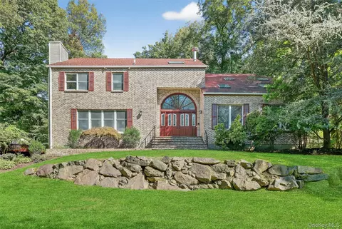 23 Chester Ct, Cortlandt, NY 10567