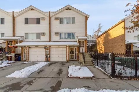 3665 Boller Ave, New York, NY 10466