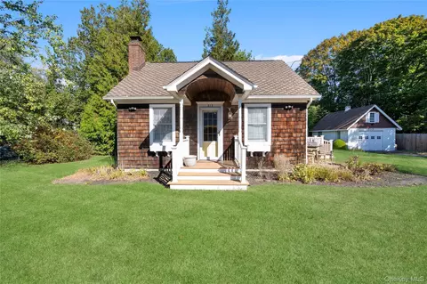 313 Forest Rd W, Mastic Beach, NY 11951