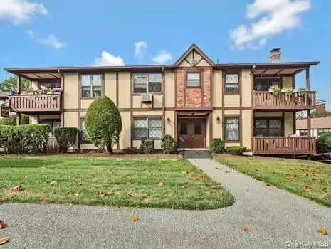 614 Sierra Vista Ln, Clarkstown, NY 10989