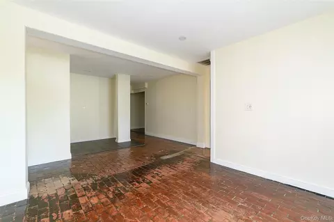 Living - 7 Ferris Ln, Poughkeepsie, NY 12601 photo 9 of 9