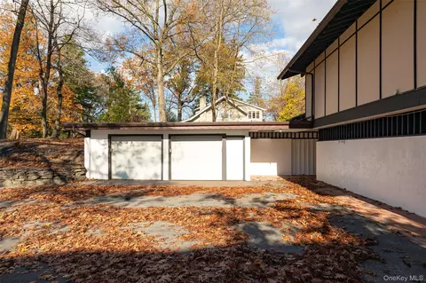 Exterior - 7 Ferris Ln, Poughkeepsie, NY 12601 photo 13 of 13