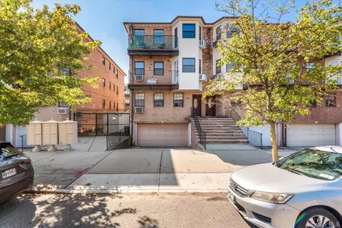151-26 79th St #3, Howard Beach, NY 11414