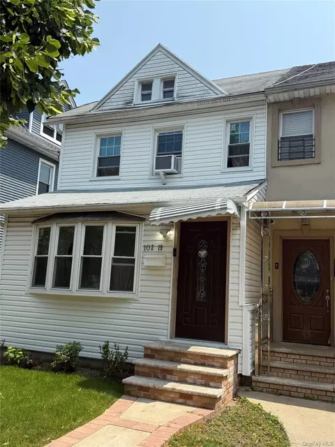 10219 213th St, New York, NY 11429