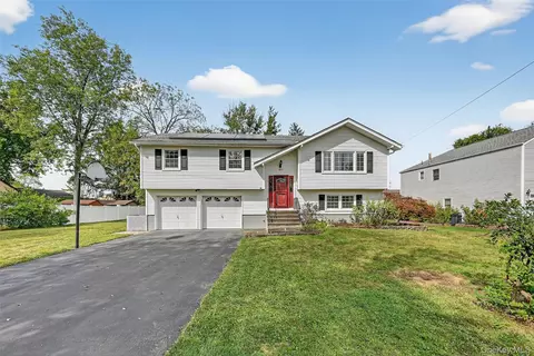 102 Alfred St, Cornwall, NY 12518