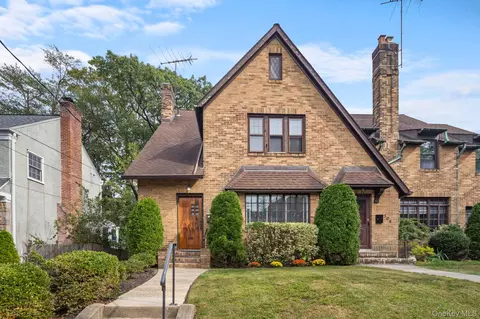 311 Hayward Ave, Mount Vernon, NY 10552