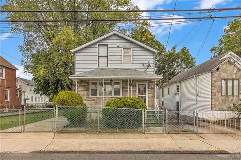 266 Biltmore Ave, Elmont, NY 11003