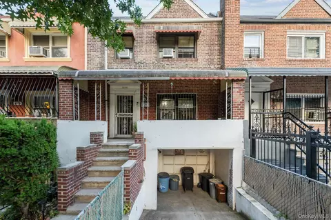1054 Evergreen Ave, New York, NY 10472