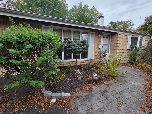 3106 Devon Ave, Medford, NY 11763