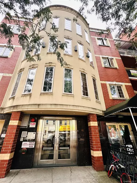 107-16 37th Ave #4B, New York, NY 11368