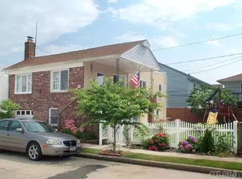 124 Coolidge Ave, Long Beach, NY 11561
